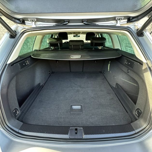 VOLKSWAGEN PASSAT 2.0 TDI CARRAT 2017