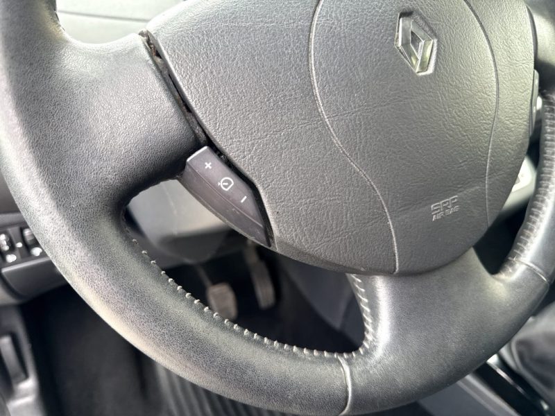 RENAULT TWINGO LIMITED 1.2L 75 ch GARANTIE 12 MOIS 