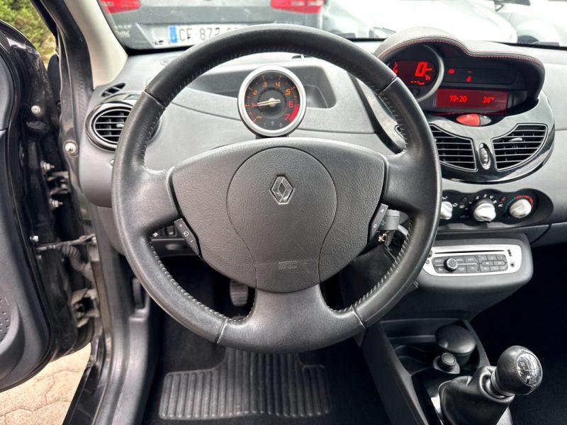 RENAULT TWINGO LIMITED 1.2L 75 ch GARANTIE 12 MOIS 