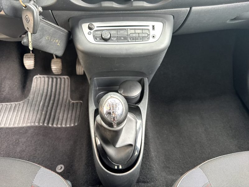 RENAULT TWINGO LIMITED 1.2L 75 ch GARANTIE 12 MOIS 