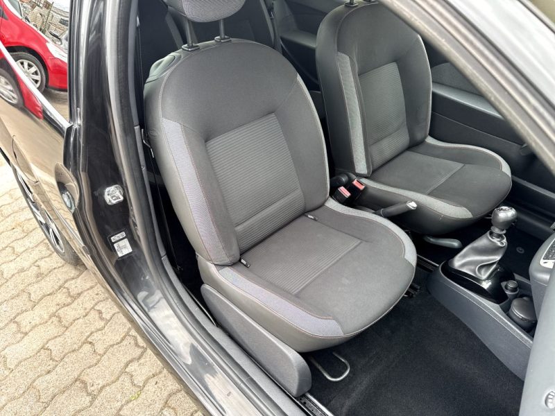 RENAULT TWINGO LIMITED 1.2L 75 ch GARANTIE 12 MOIS 