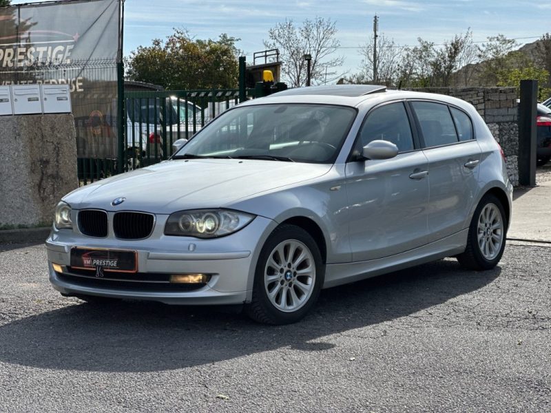 BMW SERIE 1 116I / TOIT OUVRANT / RADAR / CLIM / SIÈGE CHAUFFANT / PAIEMENT 4 OU 10 FOIS POSSIBLE 2009