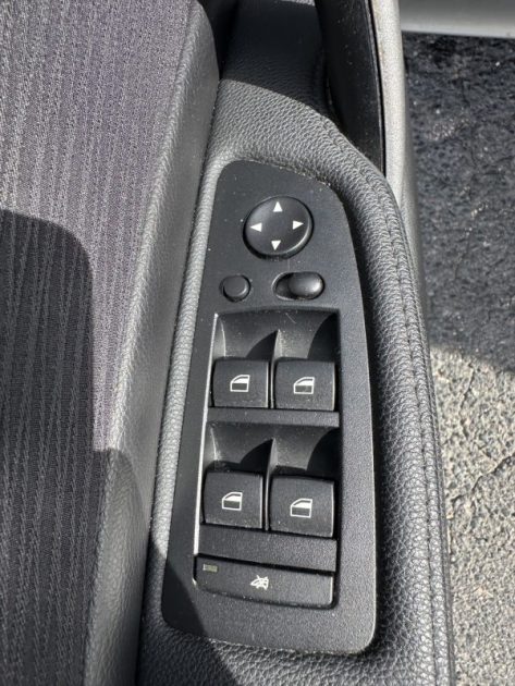 BMW SERIE 1 116I / TOIT OUVRANT / RADAR / CLIM / SIÈGE CHAUFFANT / PAIEMENT 4 OU 10 FOIS POSSIBLE 2009