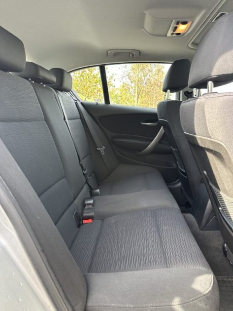 BMW SERIE 1 116I / TOIT OUVRANT / RADAR / CLIM / SIÈGE CHAUFFANT / PAIEMENT 4 OU 10 FOIS POSSIBLE 2009