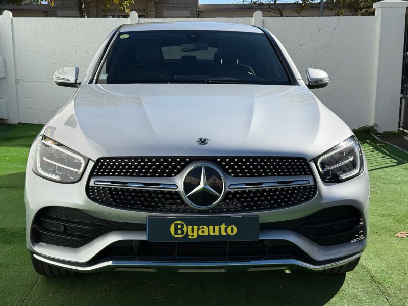 MERCEDES GLC COUPE 300D 245CH AMG-LINE 4MATIC 9G-TRONIC/SUIVI MERCEDES GARANTIE 12 MOIS  
