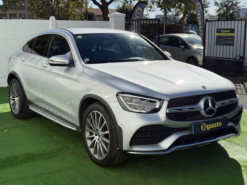 MERCEDES GLC COUPE 300D 245CH AMG-LINE 4MATIC 9G-TRONIC/SUIVI MERCEDES GARANTIE 12 MOIS  