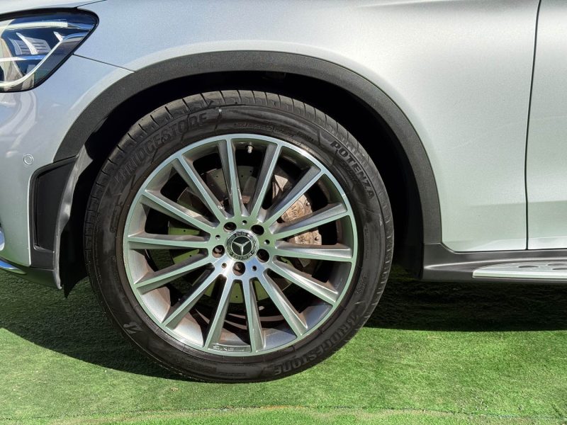 MERCEDES GLC COUPE 300D 245CH AMG-LINE 4MATIC 9G-TRONIC/SUIVI MERCEDES GARANTIE 12 MOIS  