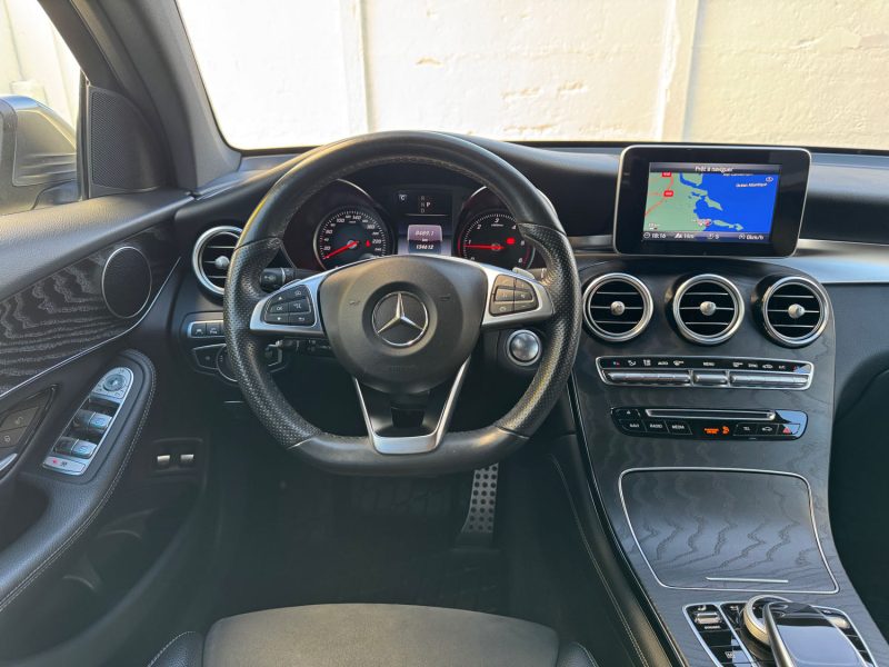MERCEDES GLC COUPE COUPE SPORTLINE 220D 4MATIC 9G-TRONIC/ATTELAGE SUIVI MERCEDES GARANTIE 12 MOIS