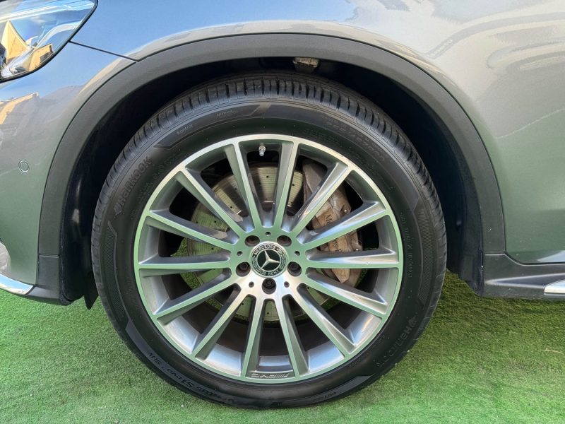 MERCEDES GLC COUPE COUPE SPORTLINE 220D 4MATIC 9G-TRONIC/ATTELAGE SUIVI MERCEDES GARANTIE 12 MOIS