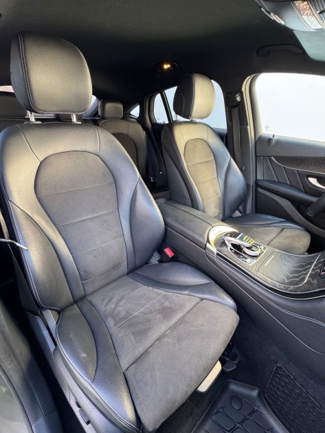 MERCEDES GLC COUPE COUPE SPORTLINE 220D 4MATIC 9G-TRONIC/ATTELAGE SUIVI MERCEDES GARANTIE 12 MOIS