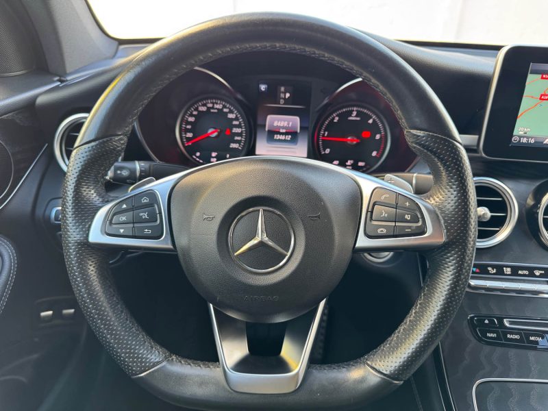 MERCEDES GLC COUPE COUPE SPORTLINE 220D 4MATIC 9G-TRONIC/ATTELAGE SUIVI MERCEDES GARANTIE 12 MOIS