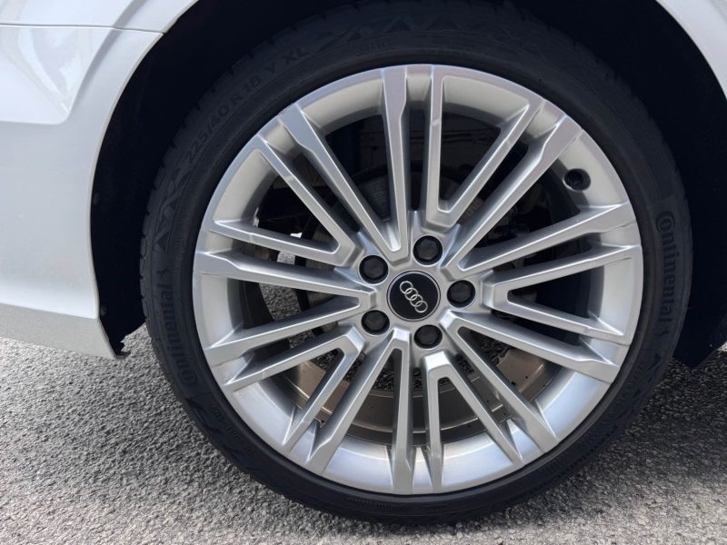 AUDI A3 2.0 TDI 150 SPORT DISIGN LUXE 2017