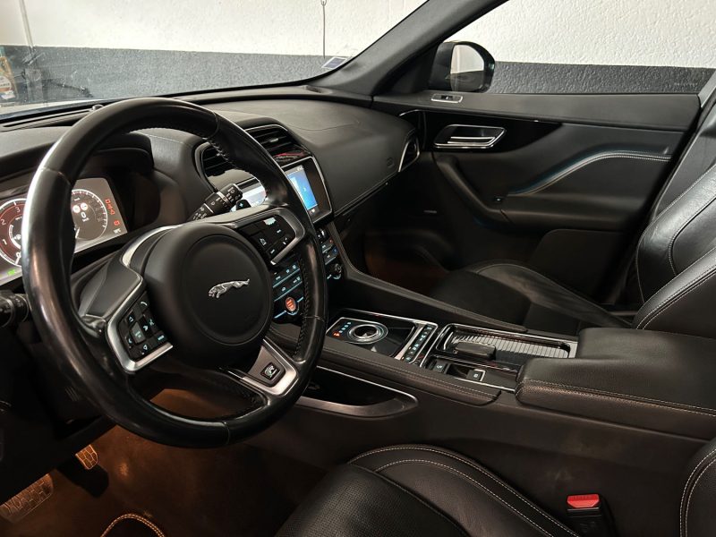 JAGUAR F-PACE R-SPORT 2.0 180 SUPERBE ÉTAT