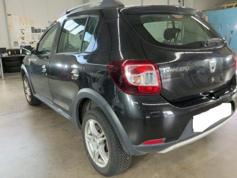 DACIA SANDERO 1.5 DCI STEPWAY PRESTIGE 90CH 1ÈRE MAIN 2015