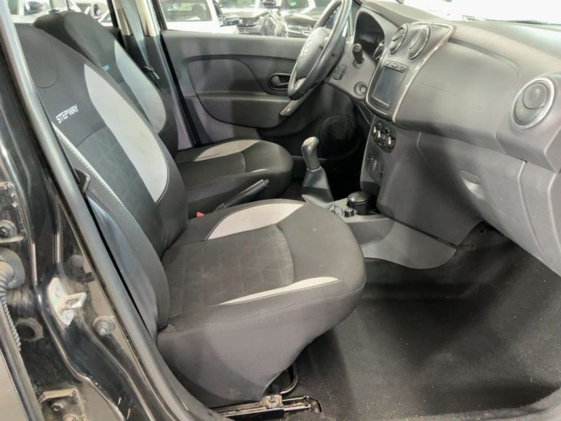 DACIA SANDERO 1.5 DCI STEPWAY PRESTIGE 90CH 1ÈRE MAIN 2015