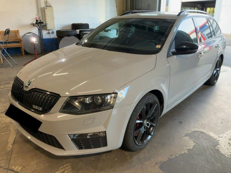 SKODA OCTAVIA COMBI 2.0 TSI 220 RS DSG*GPS*XENON*CUIR 2016