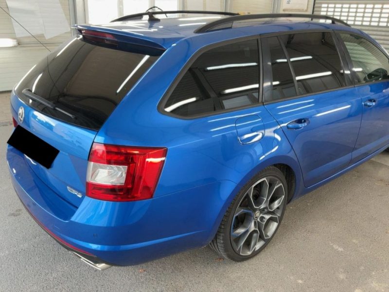 SKODA OCTAVIA COMBI 2.0 TSI 220 RS DSG*PANO*XENON*CUIR