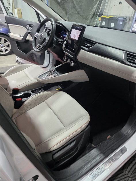 Renault Captur Initiale Paris E Tech 160Ch PLUG-IN, HAUT DE GAMME, Faible KM , Entretien Renault