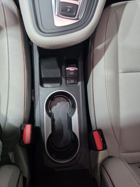 Renault Captur Initiale Paris E Tech 160Ch PLUG-IN, HAUT DE GAMME, Faible KM , Entretien Renault