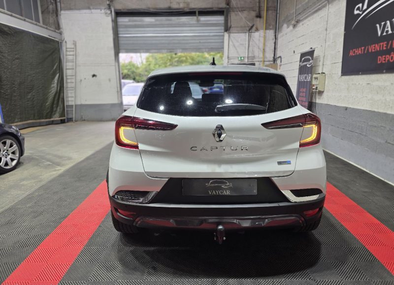 Renault Captur Initiale Paris E Tech 160Ch PLUG-IN, HAUT DE GAMME, Faible KM , Entretien Renault