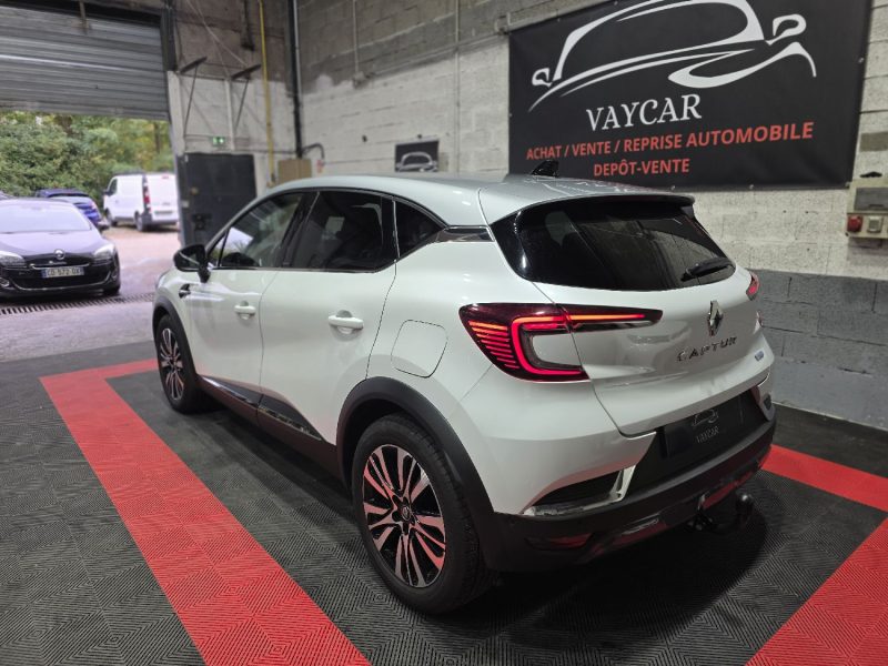 Renault Captur Initiale Paris E Tech 160Ch PLUG-IN, HAUT DE GAMME, Faible KM , Entretien Renault