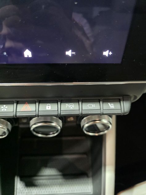Renault Captur Initiale Paris E Tech 160Ch PLUG-IN, HAUT DE GAMME, Faible KM , Entretien Renault