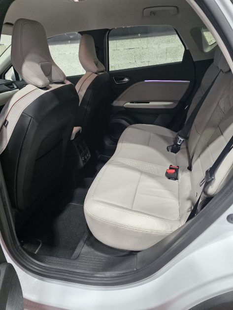 Renault Captur Initiale Paris E Tech 160Ch PLUG-IN, HAUT DE GAMME, Faible KM , Entretien Renault