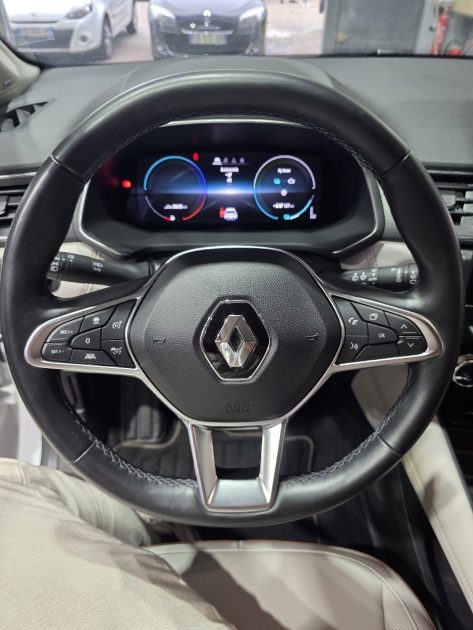 Renault Captur Initiale Paris E Tech 160Ch PLUG-IN, HAUT DE GAMME, Faible KM , Entretien Renault
