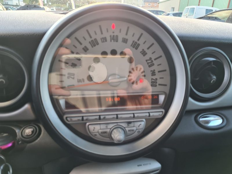MINI MINI 1.6 COOPER 2010 AVEC SEULEMENT 125000KMS