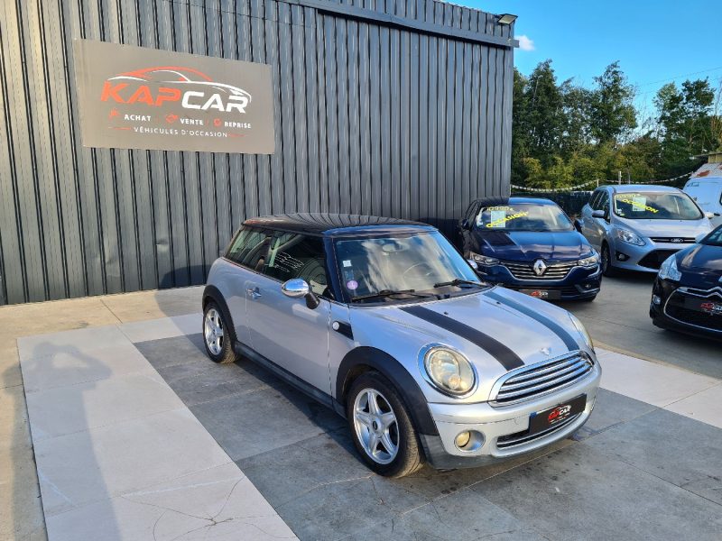 MINI MINI 1.6 COOPER 2010 AVEC SEULEMENT 125000KMS
