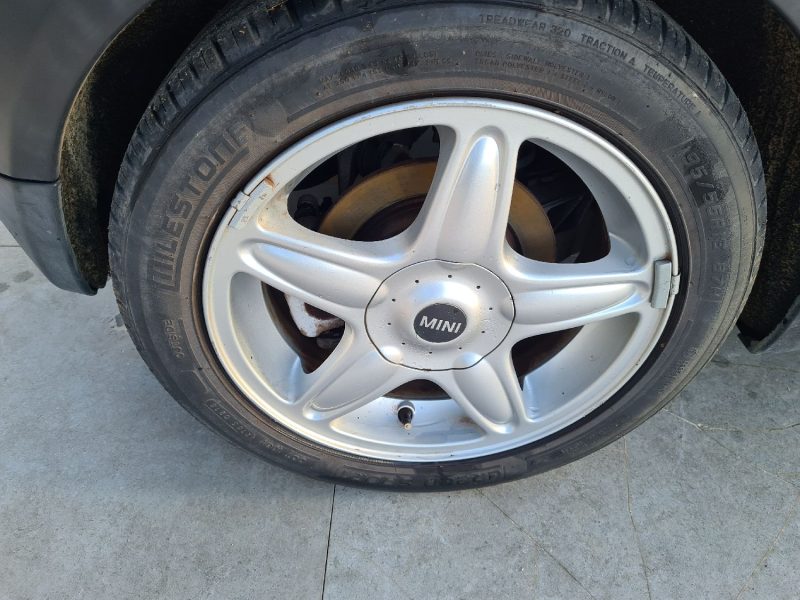 MINI MINI 1.6 COOPER 2010 AVEC SEULEMENT 125000KMS