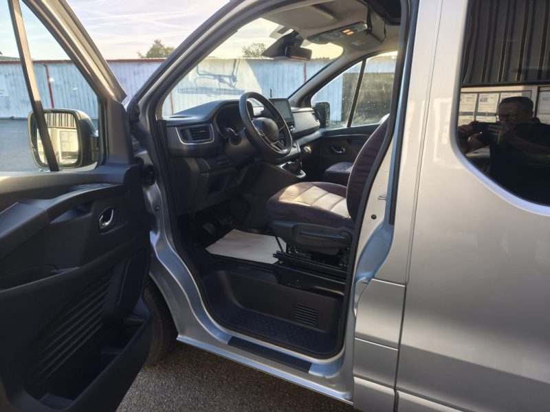 GLÉNAN ÉVASION RENAULT TRAFIC 2.0 DCI 145 CH