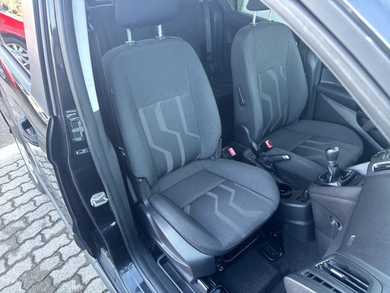 FORD TOURNEO CONNECT 1.6 TDCI 95CH TITANIUM GARANTIE 12 MOIS