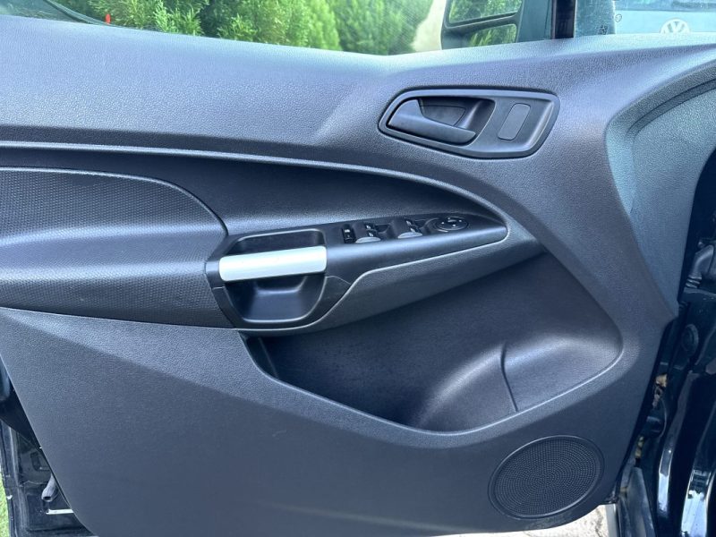 FORD TOURNEO CONNECT 1.6 TDCI 95CH TITANIUM GARANTIE 12 MOIS