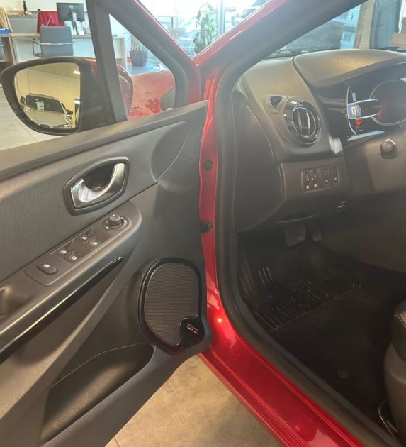 RENAULT CLIO 1.2 TCE 120CH ENERGY INTENS EDC EURO6 2015 2016