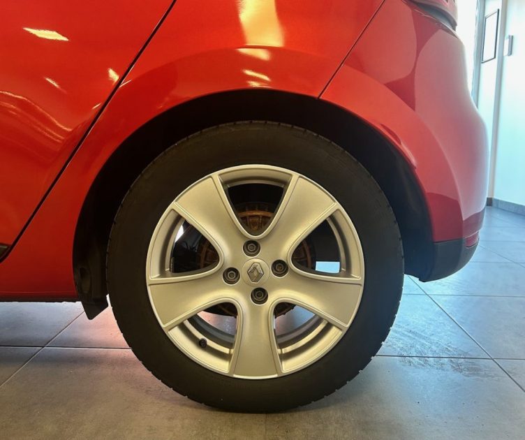 RENAULT CLIO 1.2 TCE 120CH ENERGY INTENS EDC EURO6 2015 2016