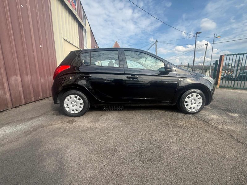 HYUNDAI I20 PHASE 2 5 PORTES 1.2I - 16V 86CV 2014