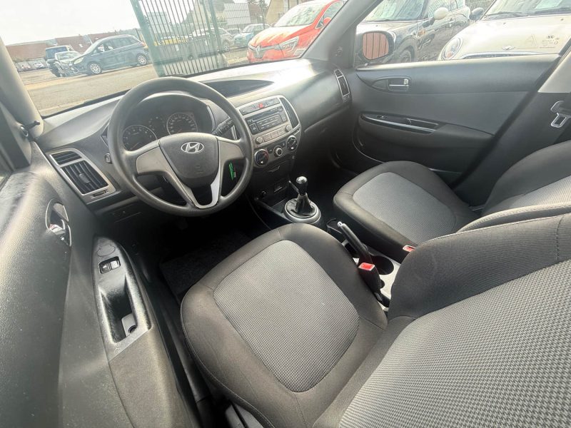 HYUNDAI I20 PHASE 2 5 PORTES 1.2I - 16V 86CV 2014