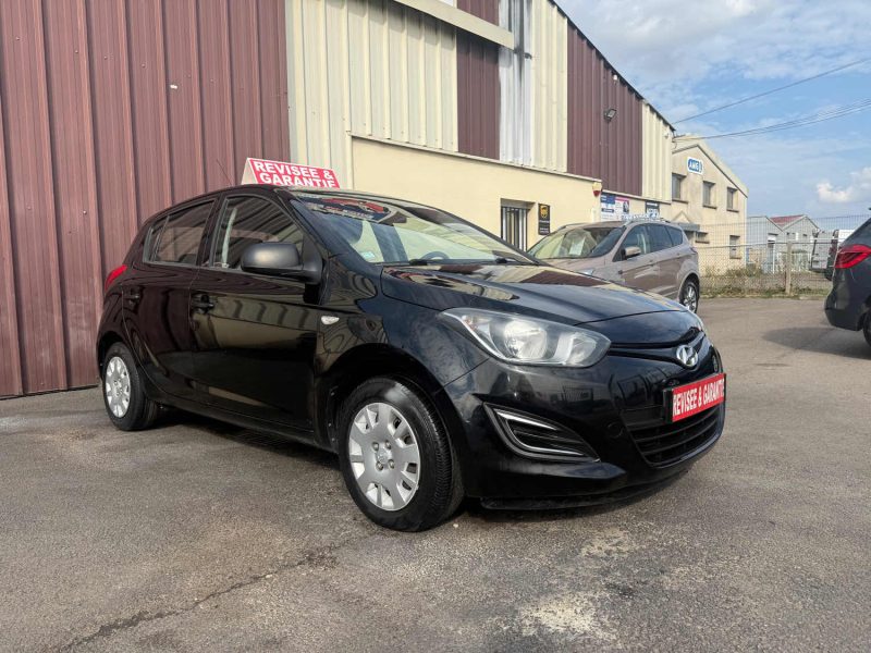 HYUNDAI I20 PHASE 2 5 PORTES 1.2I - 16V 86CV 2014