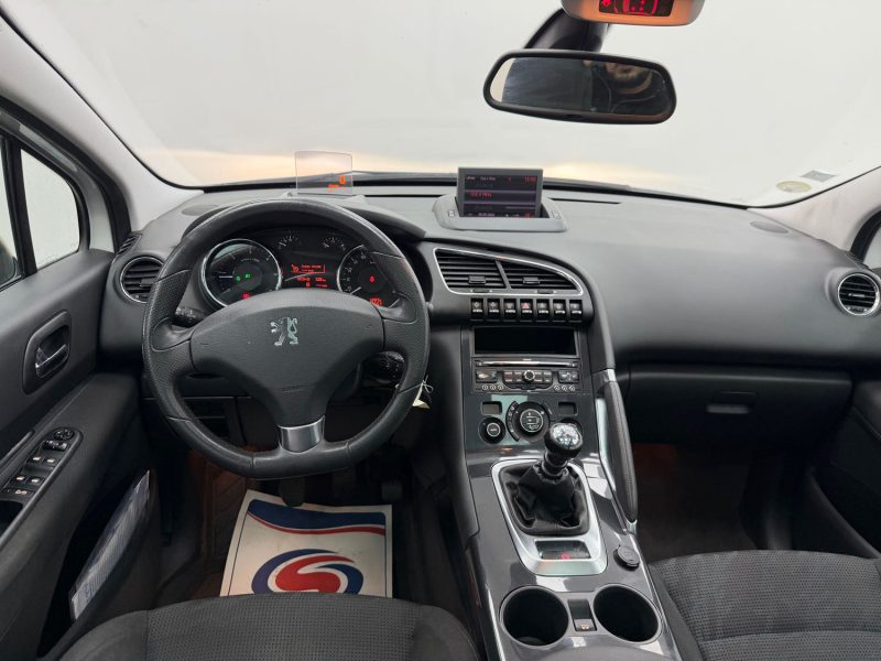 PEUGEOT 3008 2.0 HDI 16V 150 CV ALLURE 2012 / TOIT PANORAMIQUE / AFFICHAGE TETE HAUTE / GPS / JANTES