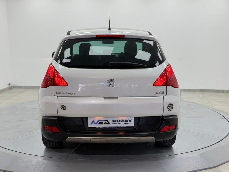 PEUGEOT 3008 2.0 HDI 16V 150 CV ALLURE 2012 / TOIT PANORAMIQUE / AFFICHAGE TETE HAUTE / GPS / JANTES