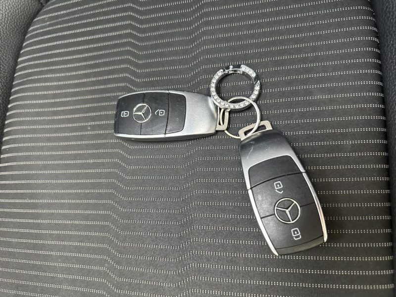MERCEDES-BENZ CLASSE A (W177) A 220 4-MATIC 7G-DCT 190cv Toit ouvrant