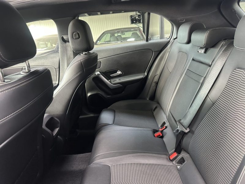 MERCEDES-BENZ CLASSE A (W177) A 220 4-MATIC 7G-DCT 190cv Toit ouvrant