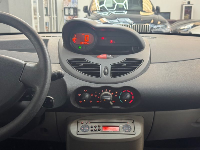 RENAULT TWINGO II SEULEMENT 38000KMS 1.2 60ch EXPRESSION GARANTIE 12 MOIS 1ERE MAIN SUPER ETAT