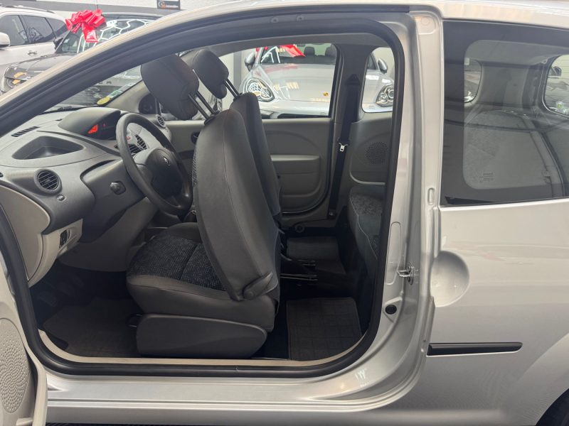 RENAULT TWINGO II SEULEMENT 38000KMS 1.2 60ch EXPRESSION GARANTIE 12 MOIS 1ERE MAIN SUPER ETAT
