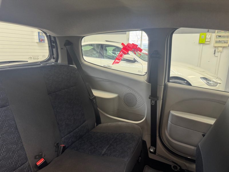 RENAULT TWINGO II SEULEMENT 38000KMS 1.2 60ch EXPRESSION GARANTIE 12 MOIS 1ERE MAIN SUPER ETAT