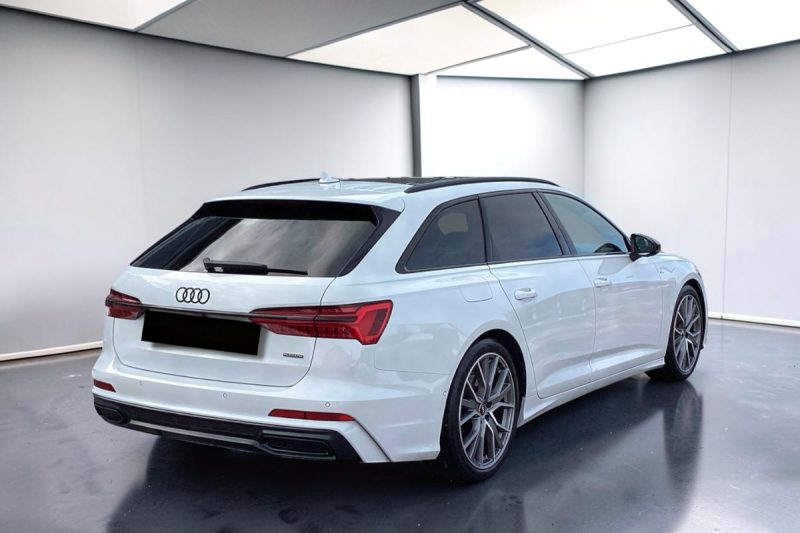 AUDI A6 AVANT 55 TFSIE COMPETITION 