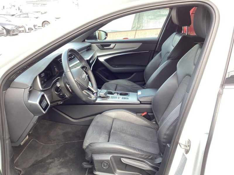 AUDI A6 AVANT 55 TFSIE COMPETITION 