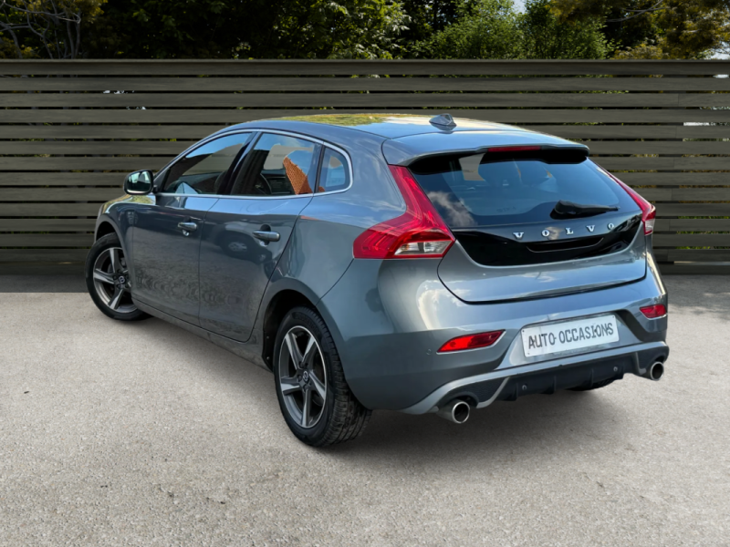 VOLVO V40 2.0 D 120Ch PACK R DESIGN FULL OPTIONS GPS/CLIM/CUIR/LED 