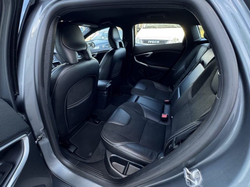 VOLVO V40 2.0 D 120Ch PACK R DESIGN FULL OPTIONS GPS/CLIM/CUIR/LED 